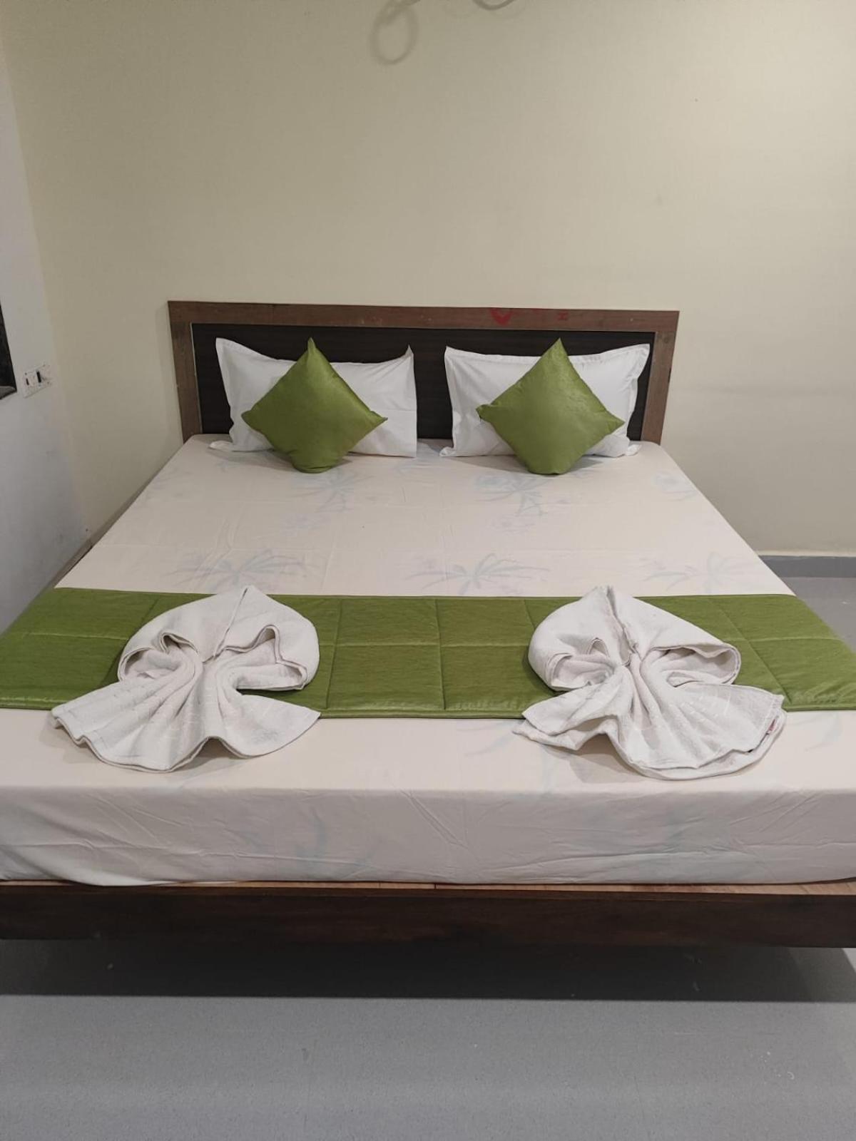 Sea View Beach House بونديتْشيري المظهر الخارجي الصورة